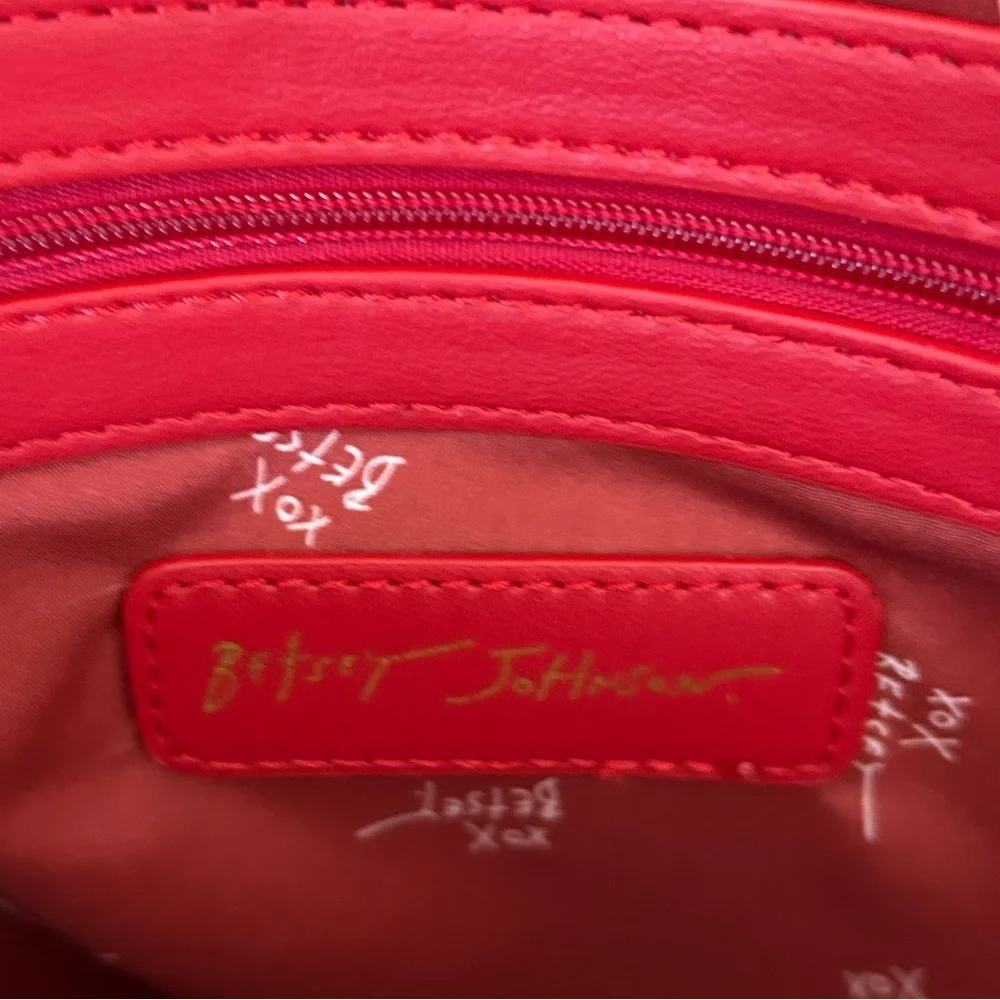 NWT-BESTY JOHNSON Red Quilted Heart Shoulder Bag Studded Straps